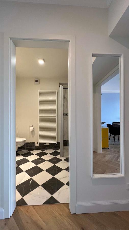 Cls Zentrale City-Wohnung In Hamburg Mit E-Laden Und Tiefgarage, Grosser Balkon, Blick Ueber Hamburg, Parkplatz, Cafe Im Haus, Bushaltestelle Direkt Gegenueber, Flex Check In Экстерьер фото