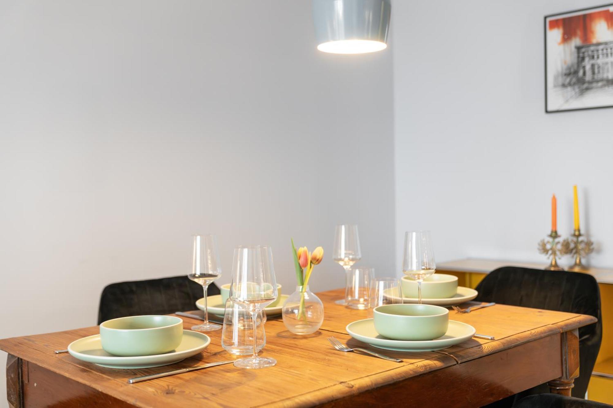 Cls Zentrale City-Wohnung In Hamburg Mit E-Laden Und Tiefgarage, Grosser Balkon, Blick Ueber Hamburg, Parkplatz, Cafe Im Haus, Bushaltestelle Direkt Gegenueber, Flex Check In Экстерьер фото