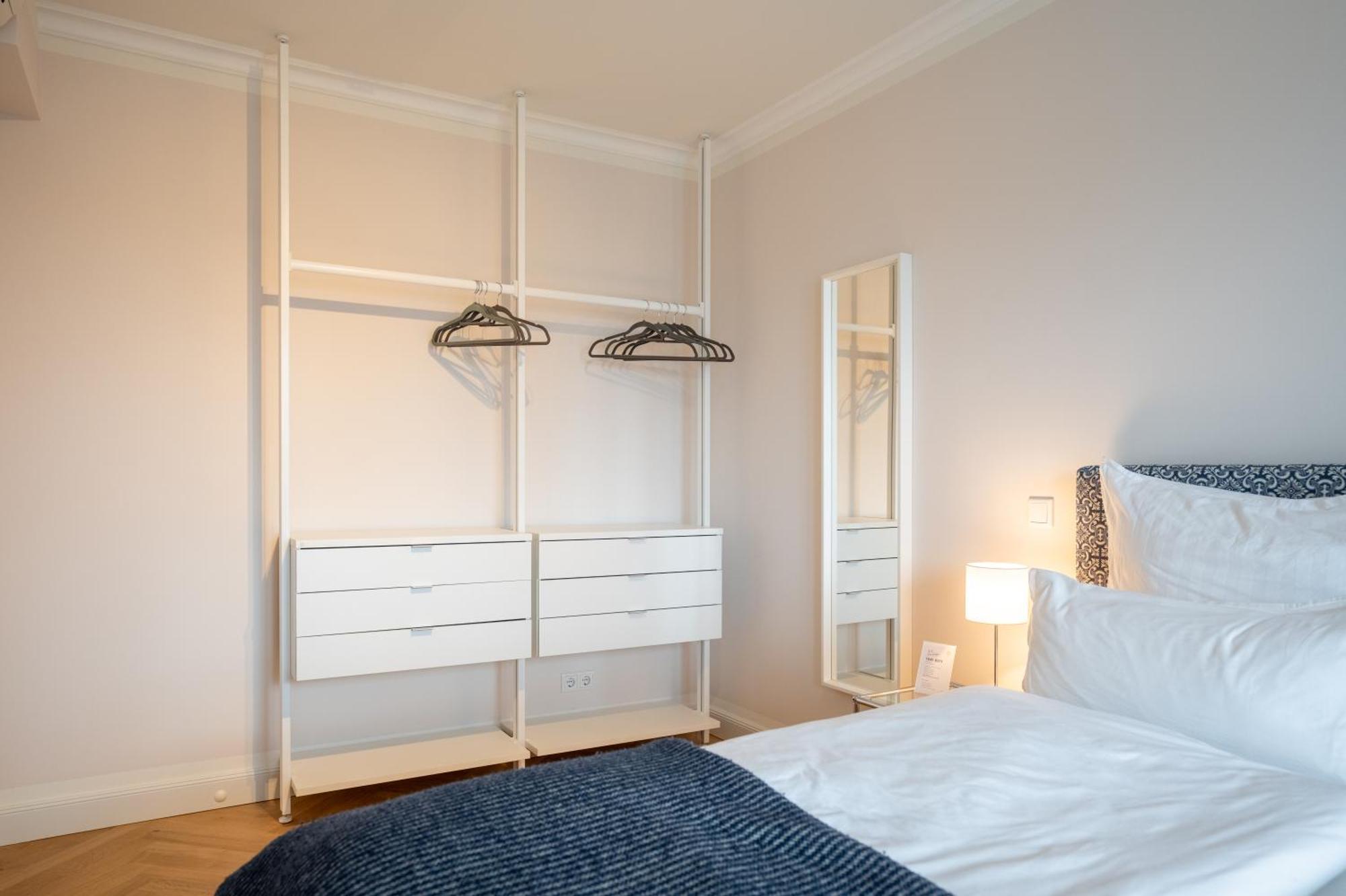 Cls Zentrale City-Wohnung In Hamburg Mit E-Laden Und Tiefgarage, Grosser Balkon, Blick Ueber Hamburg, Parkplatz, Cafe Im Haus, Bushaltestelle Direkt Gegenueber, Flex Check In Экстерьер фото